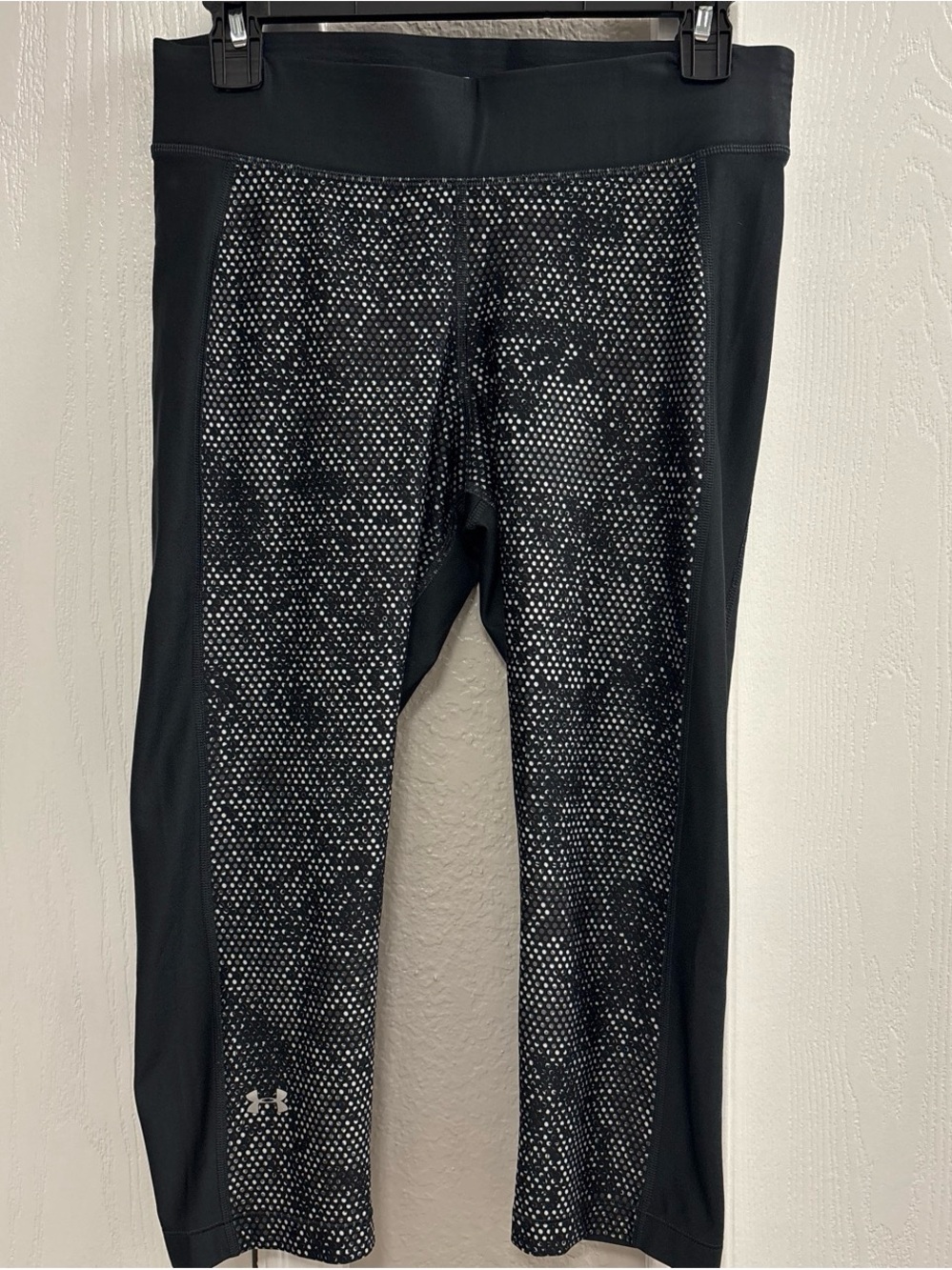 Under Armour Black Dot Performance Leggings